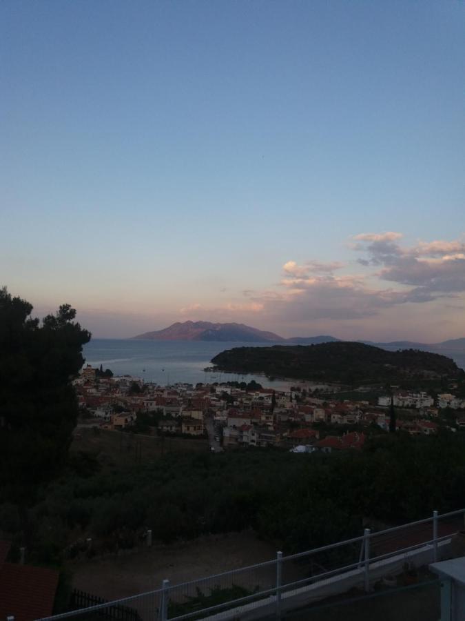 Apartamento Nera'S View Epidaurus Exterior foto