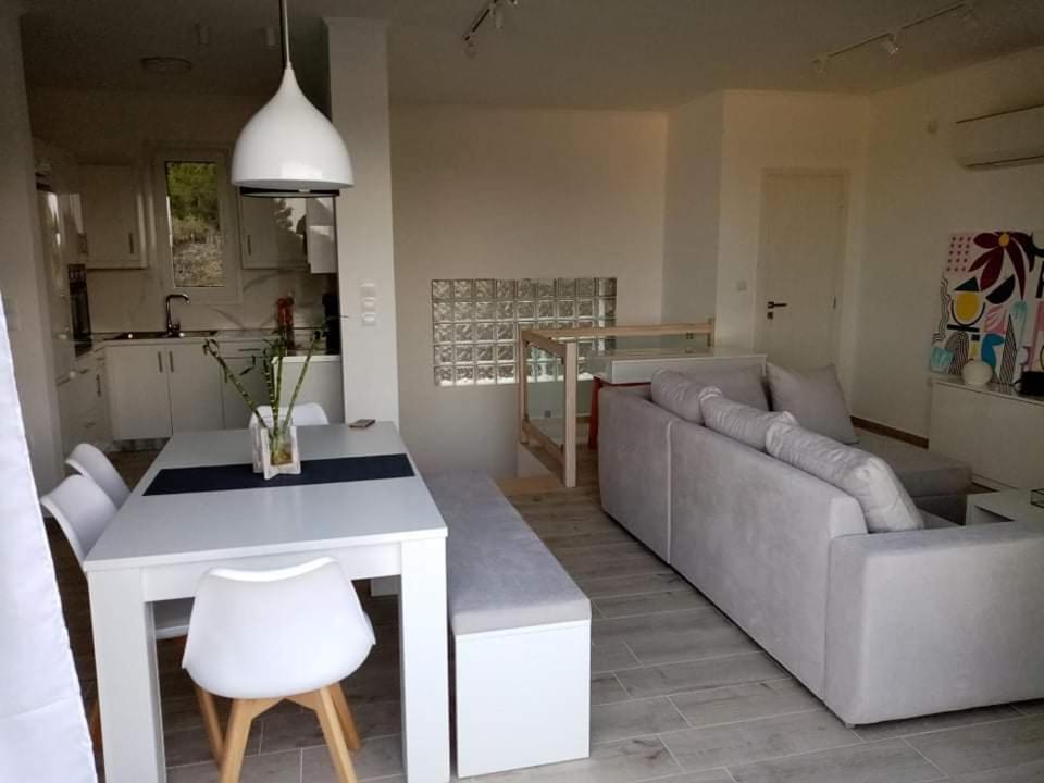 Apartamento Nera'S View Epidaurus Exterior foto